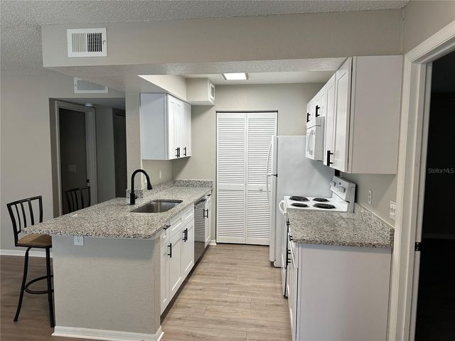 1027 S HIAWASSEE ROAD 2311, Orlando, FL 32835