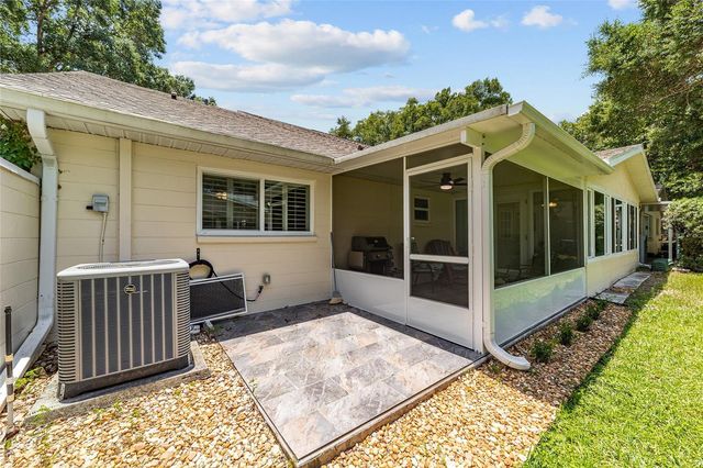 8649 SW 92ND PLACE B, Ocala, FL 34481
