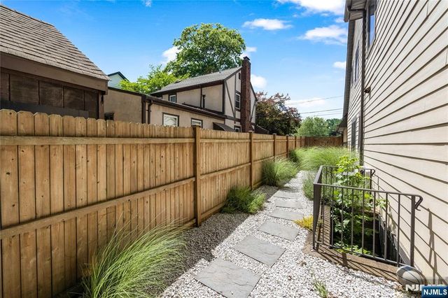86 George Street, Tenafly, NJ 07670