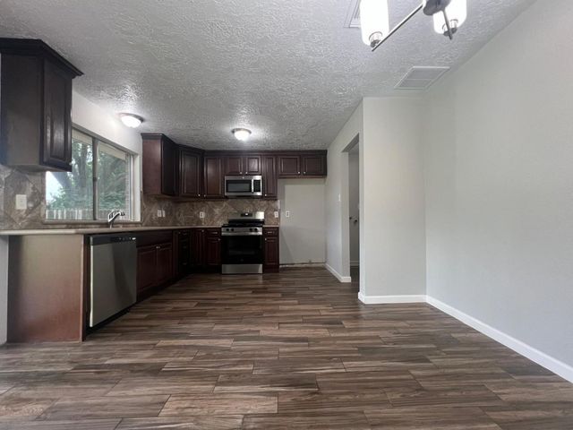 11826 Grapewood Drive, Houston, TX 77089