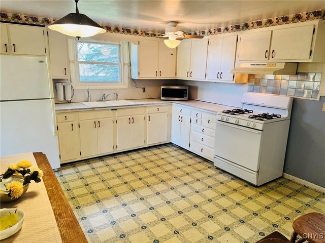 584 Mclean Road, Cortlandville, NY 13045