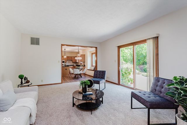 5803 Dapple Trace, Indianapolis, IN 46228