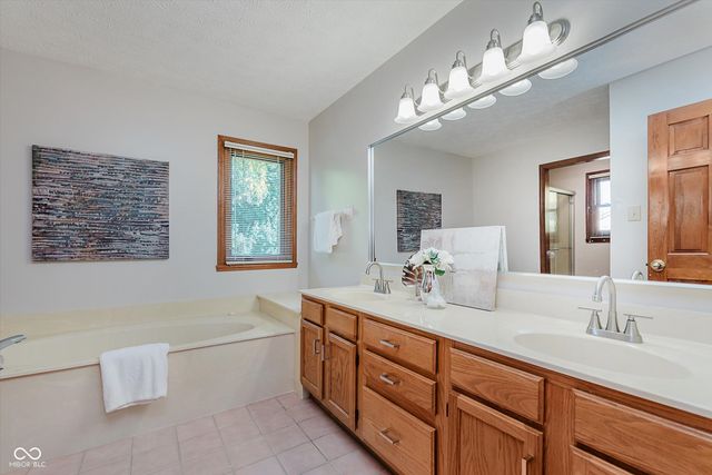 5803 Dapple Trace, Indianapolis, IN 46228