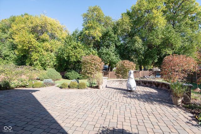 5803 Dapple Trace, Indianapolis, IN 46228