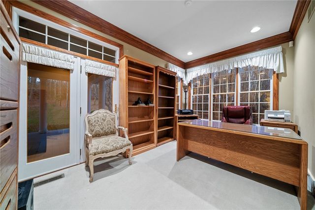 1351 Lindsey Rd, Neshannock Twp, PA 16105