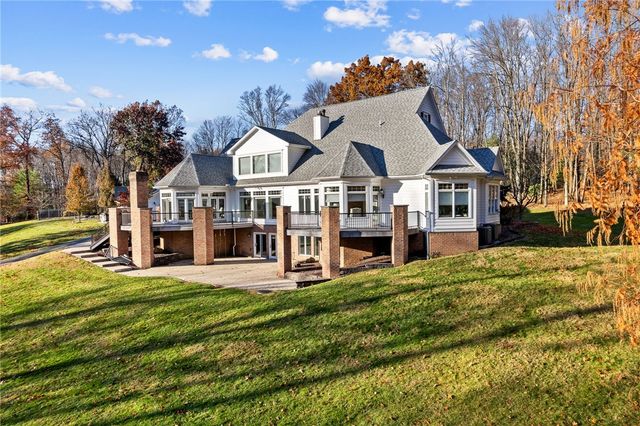 1351 Lindsey Rd, Neshannock Twp, PA 16105