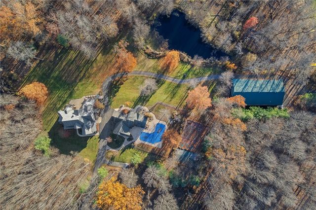 1351 Lindsey Rd, Neshannock Twp, PA 16105