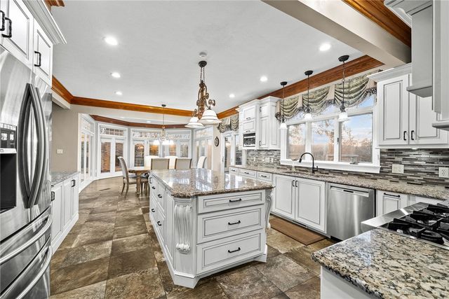 1351 Lindsey Rd, Neshannock Twp, PA 16105