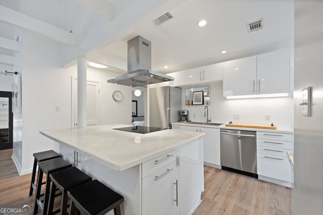 1520 E 49th Street, Savannah, GA 31404