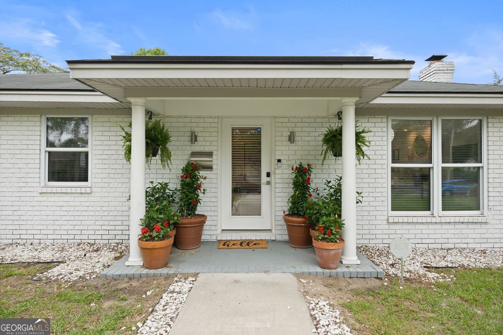 1520 E 49th Street, Savannah, GA 31404