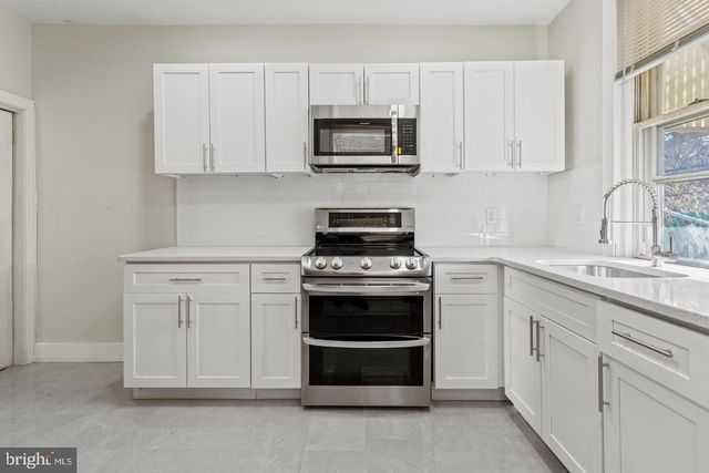 858 E SCHILLER ST, Philadelphia, PA 19134