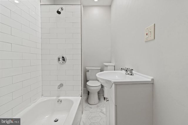 858 E SCHILLER ST, Philadelphia, PA 19134