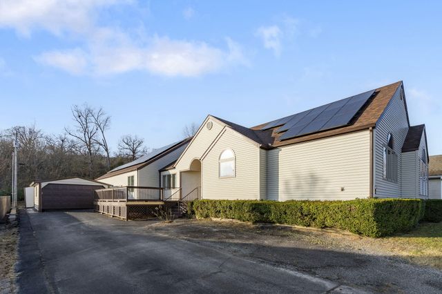 268 Wilshire Drive, Hollister, MO 65672