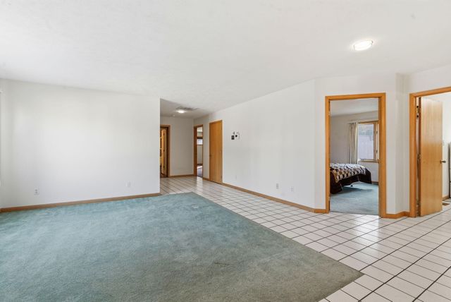 268 Wilshire Drive, Hollister, MO 65672