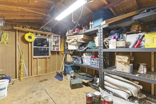 268 Wilshire Drive, Hollister, MO 65672