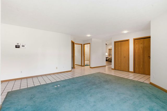 268 Wilshire Drive, Hollister, MO 65672