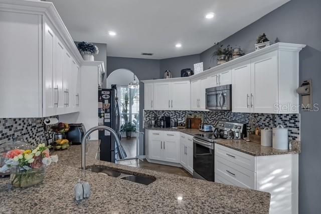 2702 PATRICIAN CIRCLE, Kissimmee, FL 34746