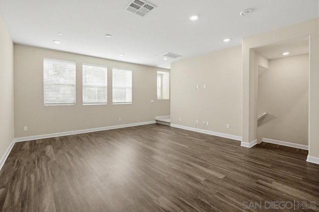 16755 Coyote Bush Dr. 11, San Diego, CA 92127
