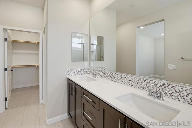 16755 Coyote Bush Dr. 11, San Diego, CA 92127