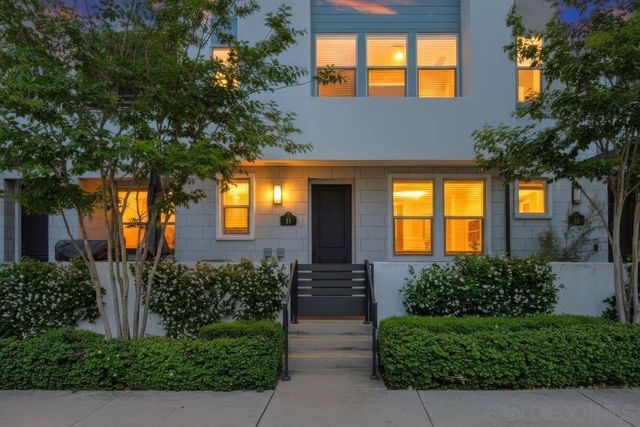16755 Coyote Bush Dr. 11, San Diego, CA 92127