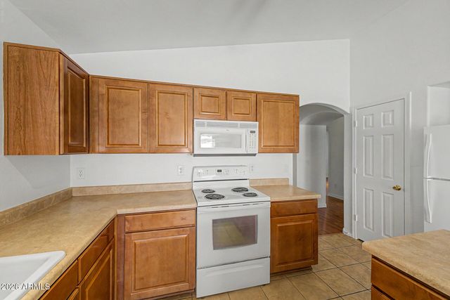 1448 E SAGUARO Trail, San Tan Valley, AZ 85143