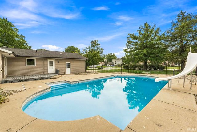 3006 Marshwood Road, Goshen, IN 46528