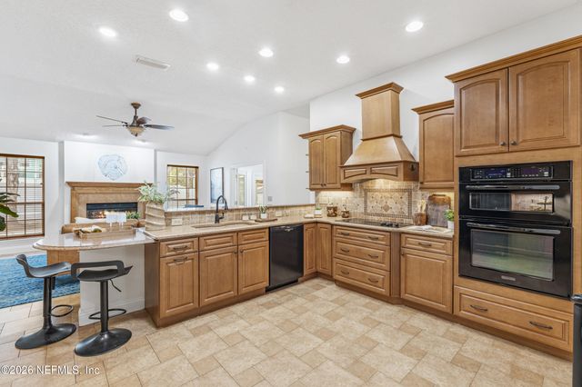 6656 RIVERCREST Drive, Jacksonville, FL 32226