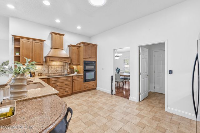 6656 RIVERCREST Drive, Jacksonville, FL 32226