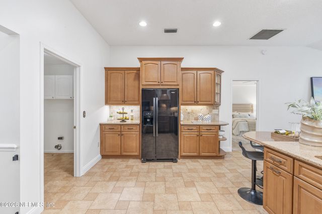 6656 RIVERCREST Drive, Jacksonville, FL 32226