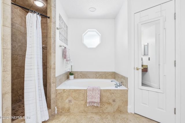 6656 RIVERCREST Drive, Jacksonville, FL 32226