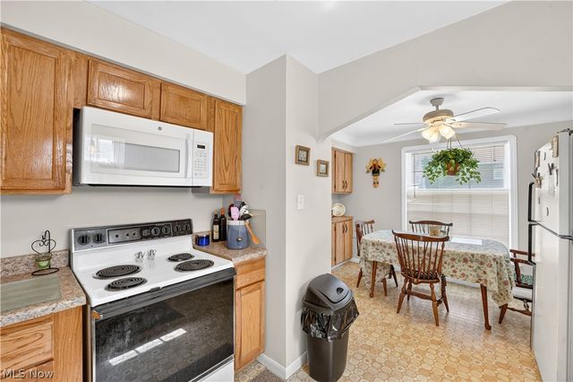 7101 Brownfield Drive, Parma, OH 44129