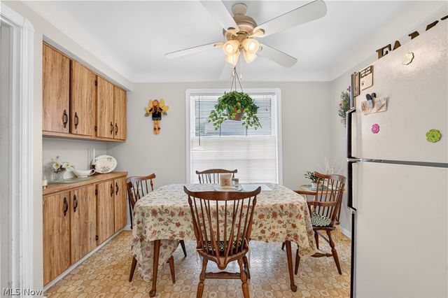 7101 Brownfield Drive, Parma, OH 44129