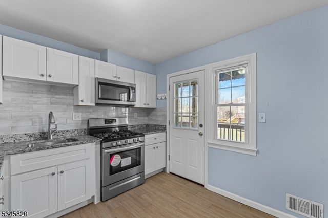 15 Dartmouth Ave 3A, Bridgewater Twp., NJ 08807