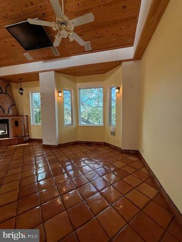 12330 POTOMAC VIEW RD, Newburg, MD 20664