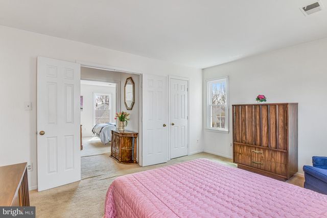 5004 PRINCE CASPIAN LN, Burke, VA 22015