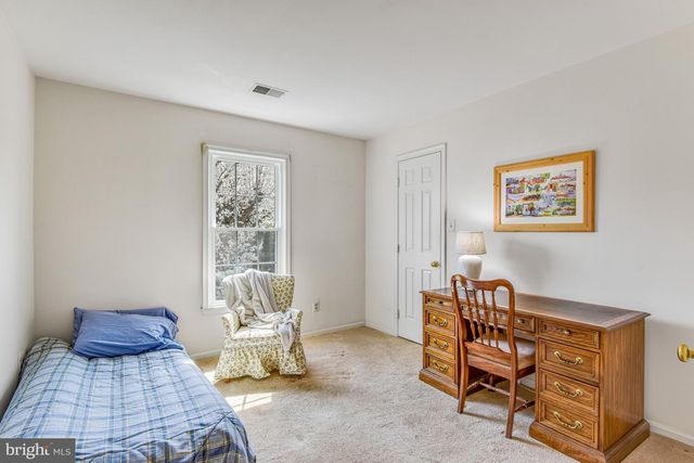 5004 PRINCE CASPIAN LN, Burke, VA 22015