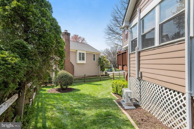 5004 PRINCE CASPIAN LN, Burke, VA 22015