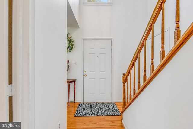 5004 PRINCE CASPIAN LN, Burke, VA 22015