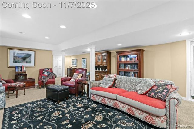 798 Taylor Lane, Canton, MI 48188