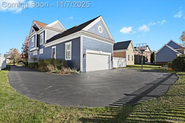 798 Taylor Lane, Canton, MI 48188