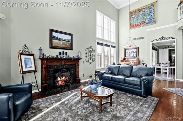 798 Taylor Lane, Canton, MI 48188