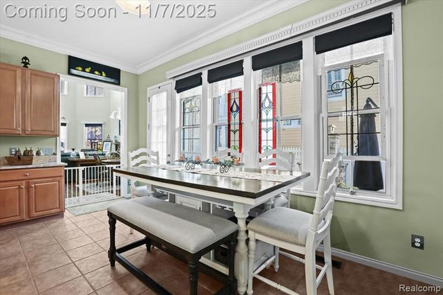 798 Taylor Lane, Canton, MI 48188