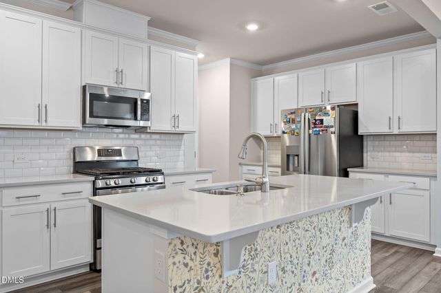 1866 Porch Swing Way, Apex, NC 27502