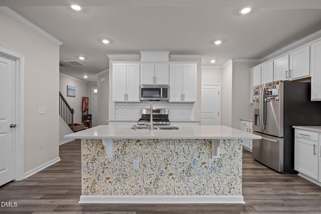 1866 Porch Swing Way, Apex, NC 27502