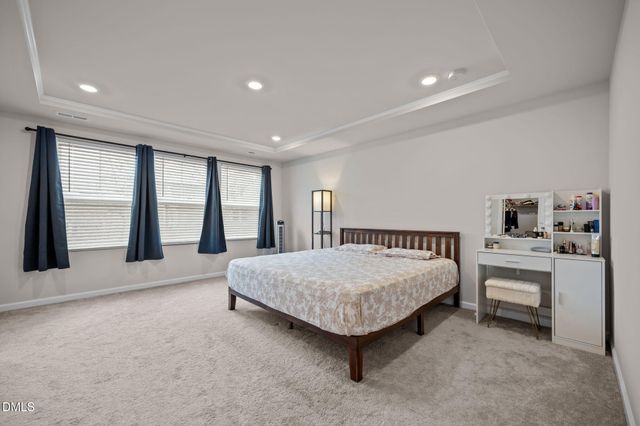 1866 Porch Swing Way, Apex, NC 27502