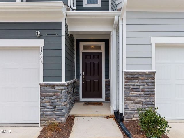 1866 Porch Swing Way, Apex, NC 27502