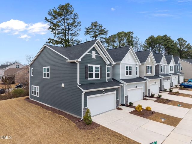 1866 Porch Swing Way, Apex, NC 27502