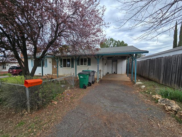 4229 Fort Peck Street, Shasta Lake, CA 96019