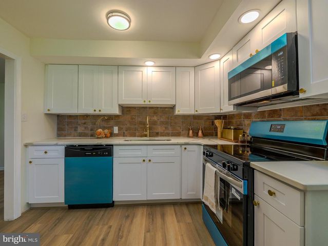4828 GREENWOOD ST, Brookhaven, PA 19015