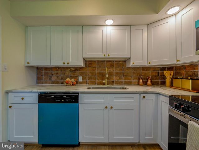 4828 GREENWOOD ST, Brookhaven, PA 19015